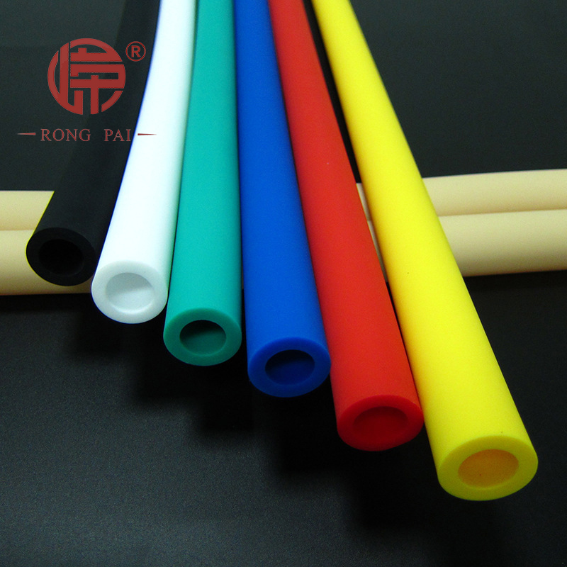 设备摩擦导致软管常破？嵘牌硅胶管外覆耐磨层，寿命提升3倍！